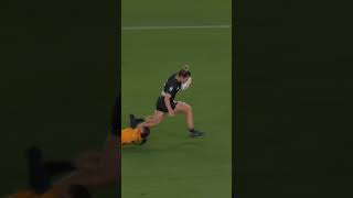 There was simply no stopping Michaela Blyde 🇳🇿😲 #Rugby #Shorts #NewZealand