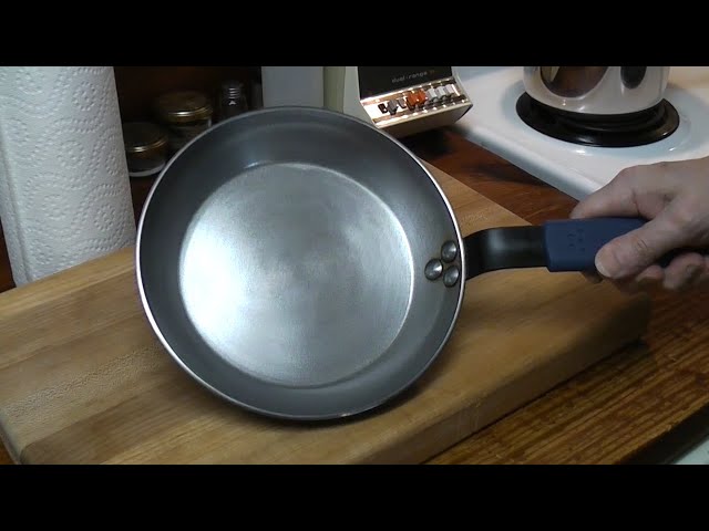 de Buyer Carbon Steel Fry Pan Giveaway (US Only) (CLOSED) • Just One  Cookbook