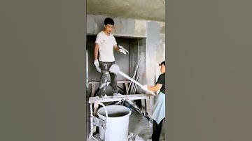 The process of scraping cement = good tools can improve the efficiency of doing things