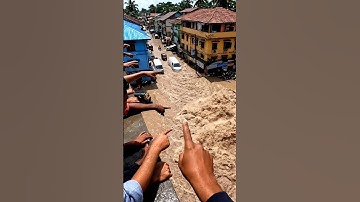 “Massive Flood in the City | Terrifying Flash Flood 2025 | Real Disaster Footage”