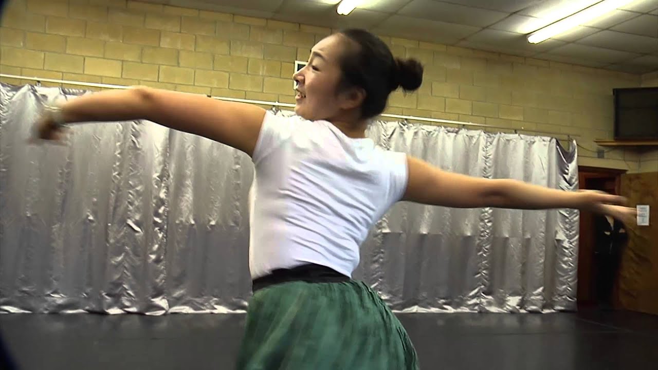 The Red Silk Thread: Dance in the Court of Great Kahn - YouTube