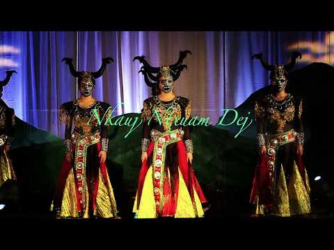Nkauj Ntxuam Dej dance competition at Milwaukee Hmong new year 2016-17