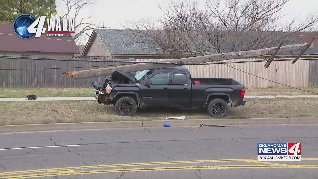 Vehicle crashes into utility pole in Norman - YouTube