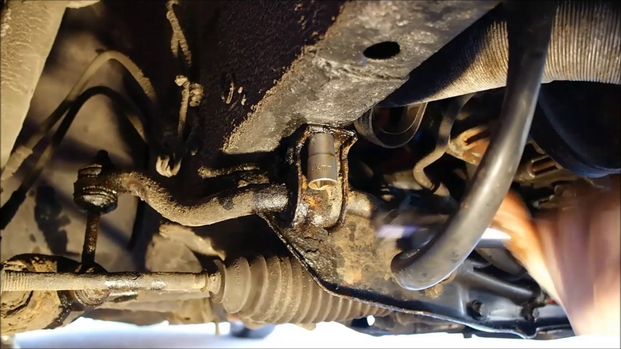 Byta Krängningshämmarstag och bussningar på krängningshämmaren Volvo 740 och 940 m.m