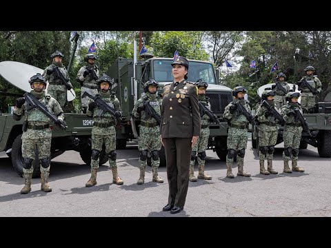BRIGADIER GENERAL DOLORES DOMÍNGUEZ HIGHLIGHTS THE ROLE OF WOMEN IN THE MILITARY PARADE 🫡🩷