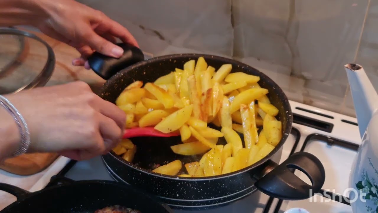 Kartof qızartması ilə kotlet