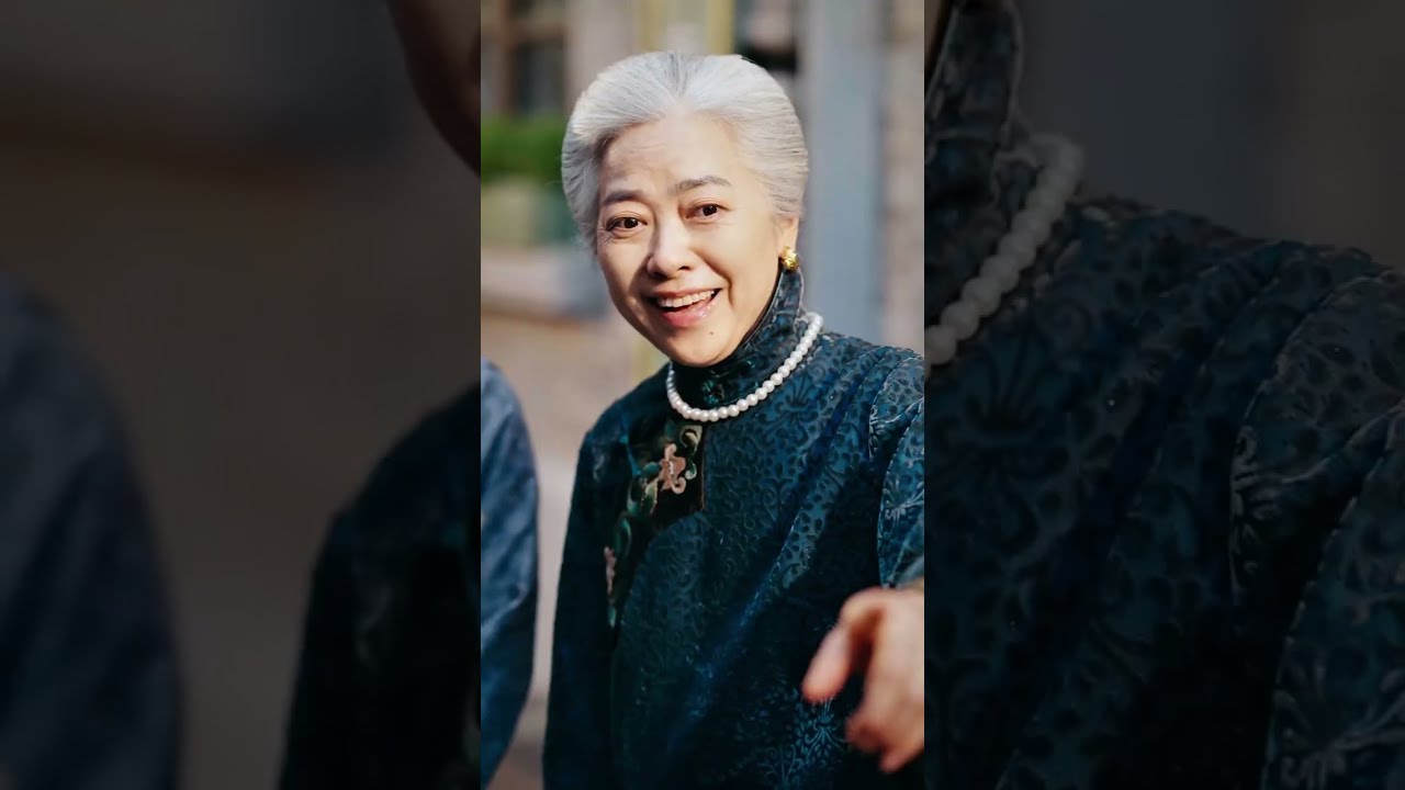 锦鲤女整治霸道少爷，逆袭成团宠