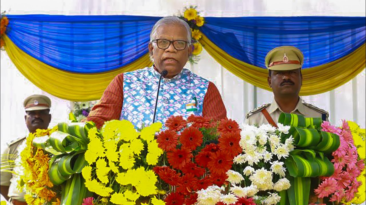 UoH Republic Day 2026: A Roadmap to Viksit Bharat | VC Prof B J Rao