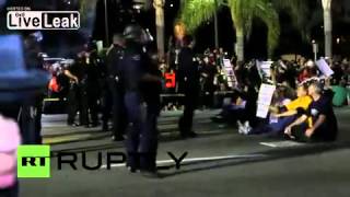 USA: Walmart workers' protest for better wages ends in arrests