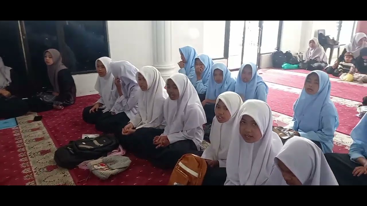 Memperingati Maulid Nabi