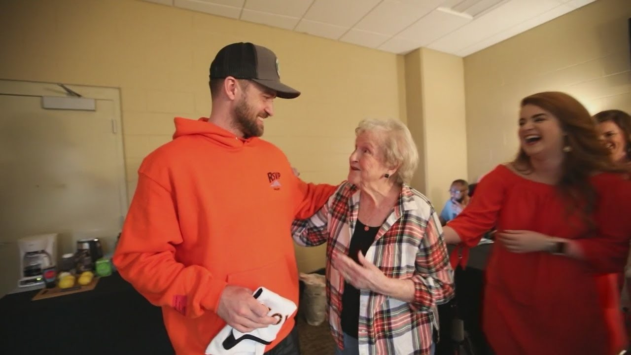 Justin Timberlake Surprises 88YearOld Fan YouTube