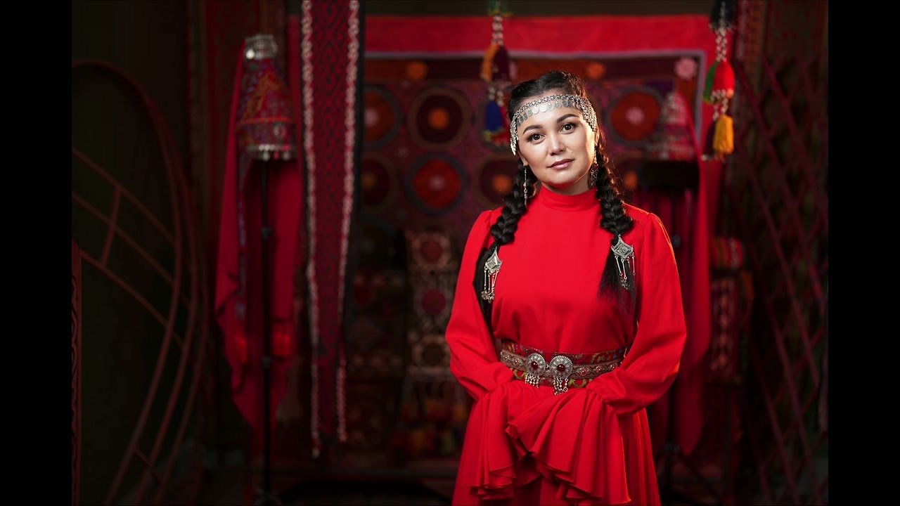 Gulnur Salbanova “Суретіңе көп қарадым “