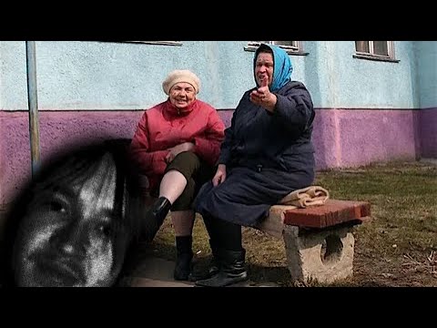 Бабки у подъезда о Егоре Летове // Two schizophrenic grannies talk about Yegor Letov
