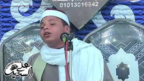 الشيخ محمد كامل قارئ جيله ما اروعك يا عجوز