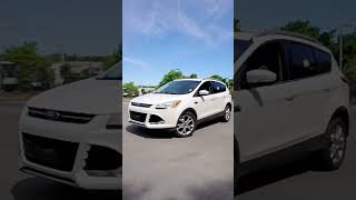 The 1st generation would be classified as a CLASSIC CAR‼️🤯😏 #fordescape #crossover #suv #hybrid