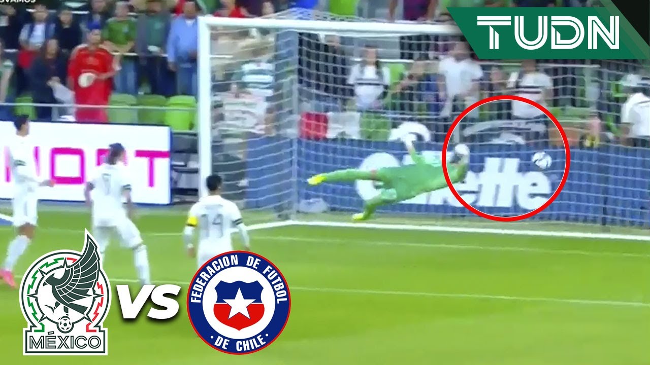 ¡ACEVEDO! ¡Tremenda atajada a una mano! | México 0-0 Chile | Amistoso | TUDN