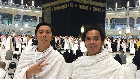 Bimbim and Kaka Slank Going to Umrah - Day 1 (Slank Diary)