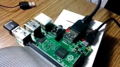 Raspberry Pi 2: Blinking a Led
