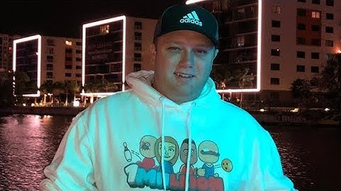 Poofesure screaming because of Matt From Wii Sports got a 6