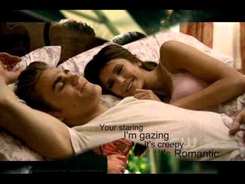 stefan y elena born to make you happy_0001.wmv