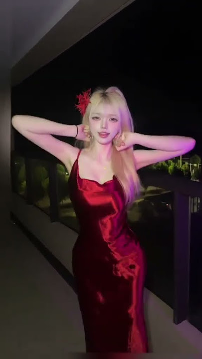 The red allure#beautifulgirl #chinesegirls #chinese