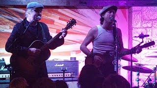 The Libertines - Mustangs - NEW SONG IN FULL - Live