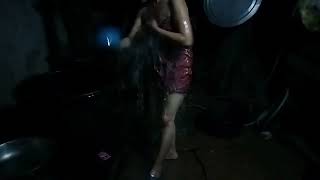 Da Dej Txias Tiag Tiag Li Osสาวดวยอาบเยนมากจะ