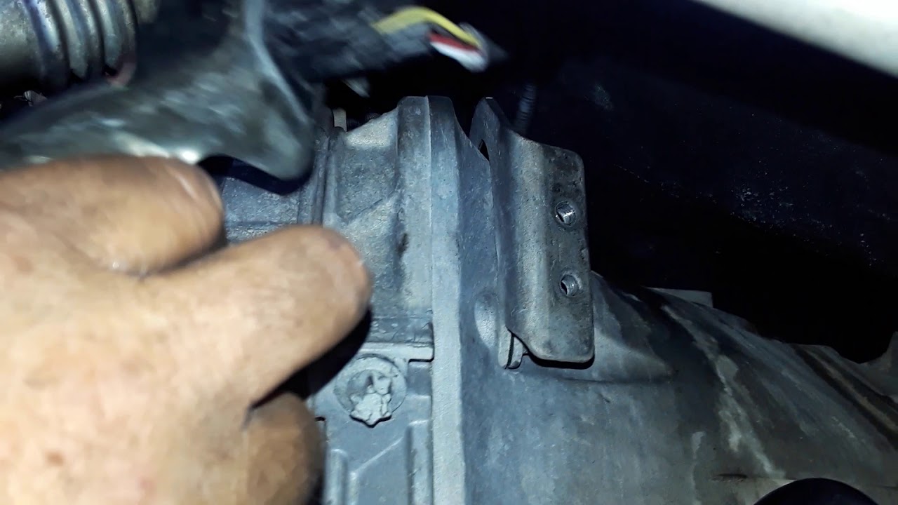 Part 1  05 Mercedes Benz C230 starter