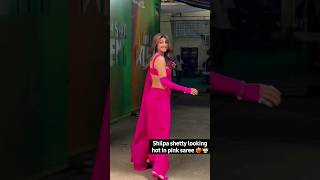 Shilpa Shetty Looking Hot In Pink Saree