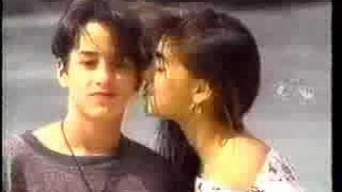 Menudo - Besame en la playa (Clip)