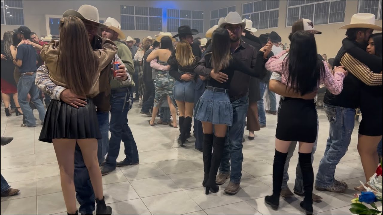 Una maravilla los bailes en baqueteros Chihuahua 