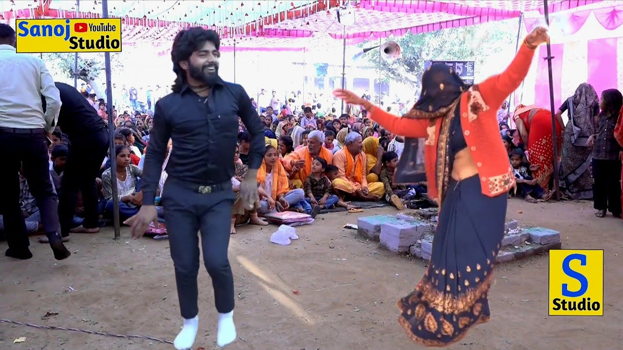 पति पत्नी ने किया खुलकर डांस सब देखते रह गए #dharmendra Shastri 