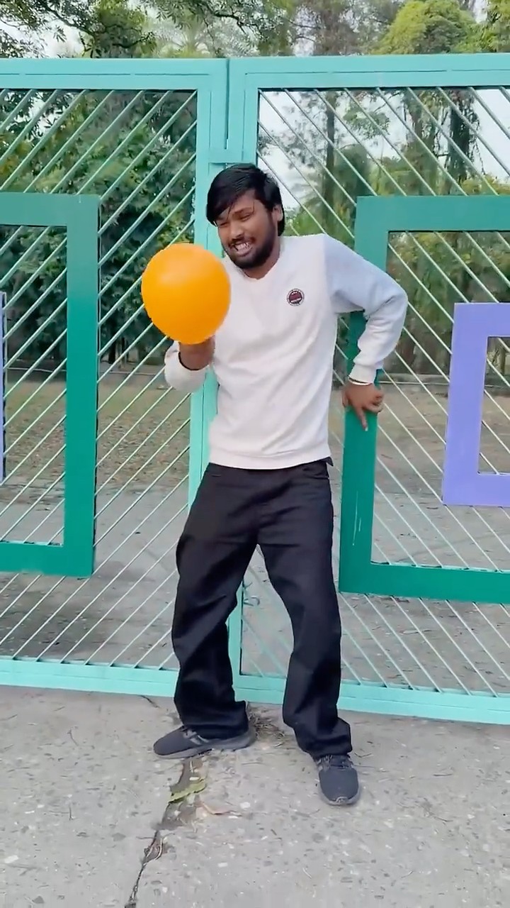 Flying Puru ne chunnu ko sabak sikha diya #funnyvideo #comedy #youtubeshorts #shorts #shortsfeed