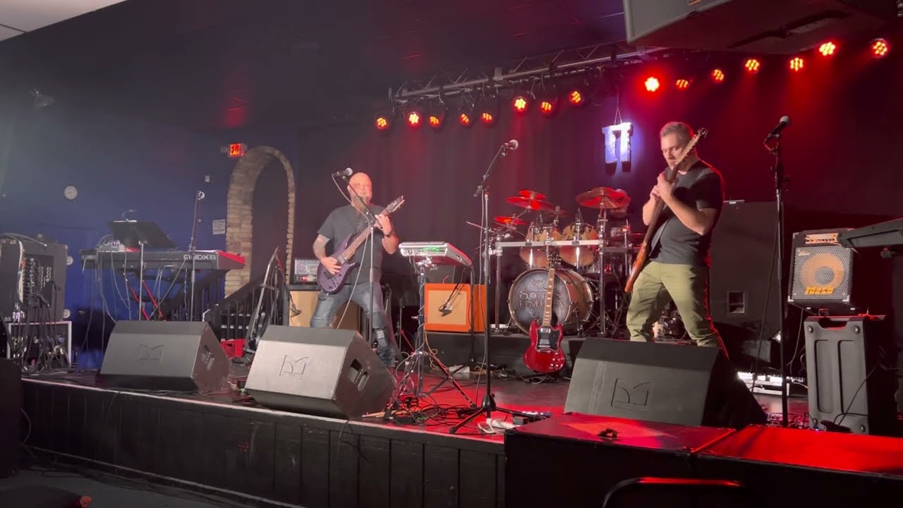 Backward Sky Falling live at Shank Hall "Forever Never Sleeps"