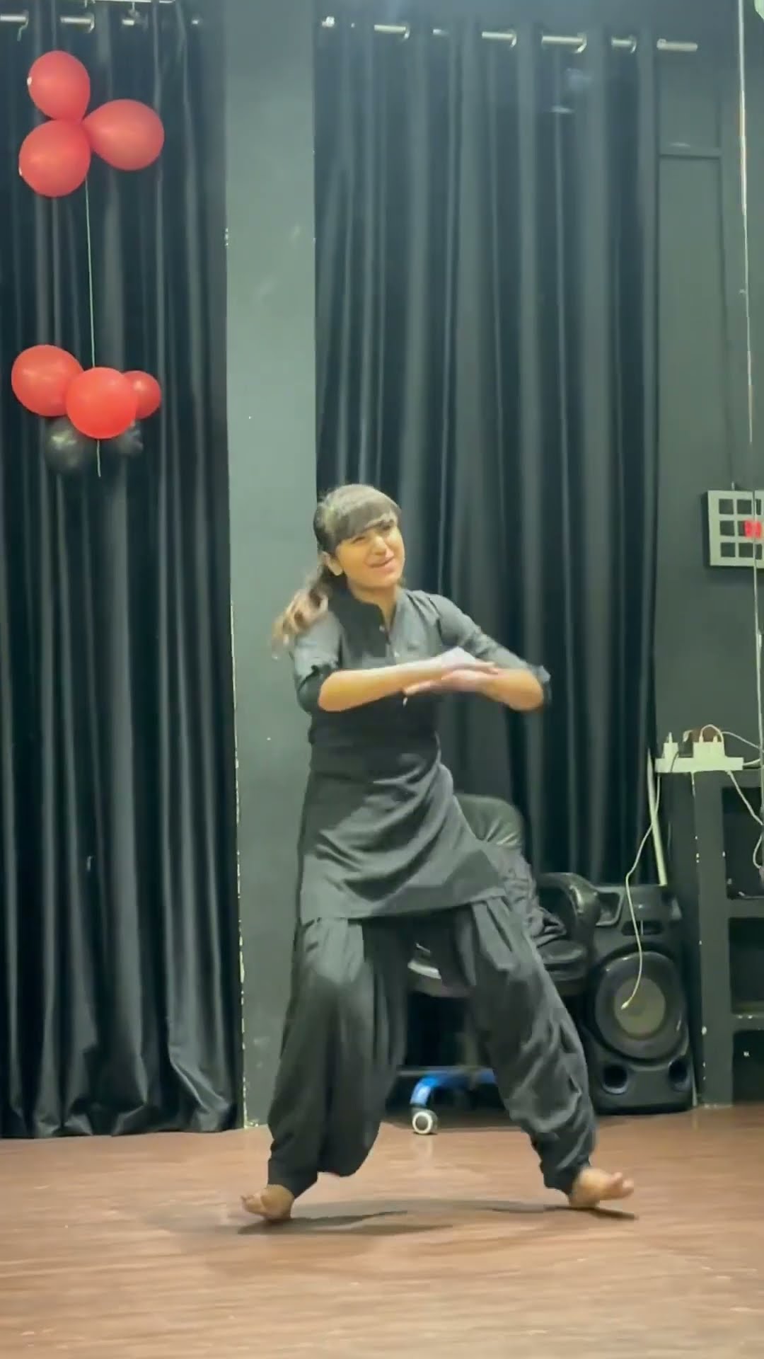 Kya eski full video chaiye ❤️??#viralgirl #viraldance #viralsong #subscribe #subscribemychannel
