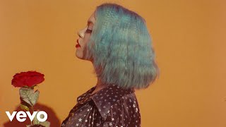 Смотреть клип Hey Violet - Better By Myself