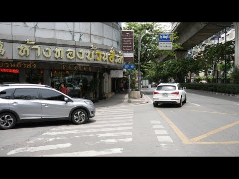 【4K】1/2 Walking in Sukhumvit 49 alley (soi Klang)