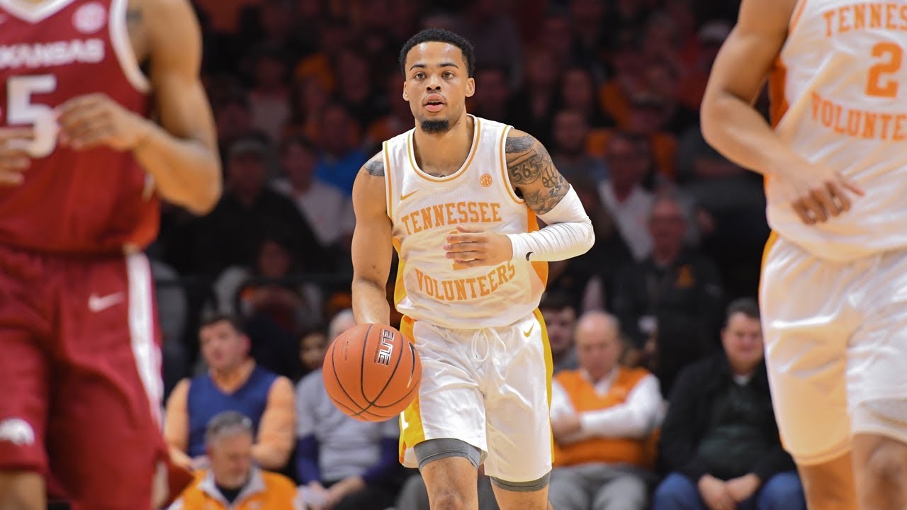 College basketball rankings: Tennessee jumps to No. 1 in the AP Top 25 Poll ...