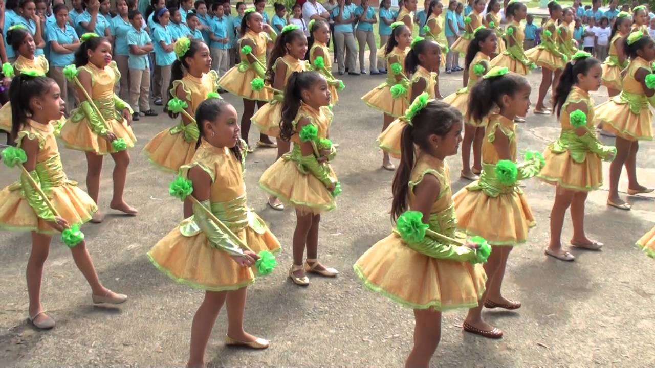 ESCUELA LAURA VICUNA  Exposición de logros 2016_8