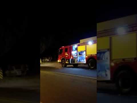 Vídeo. BR-101 Campos . Borracharia pega fogo 