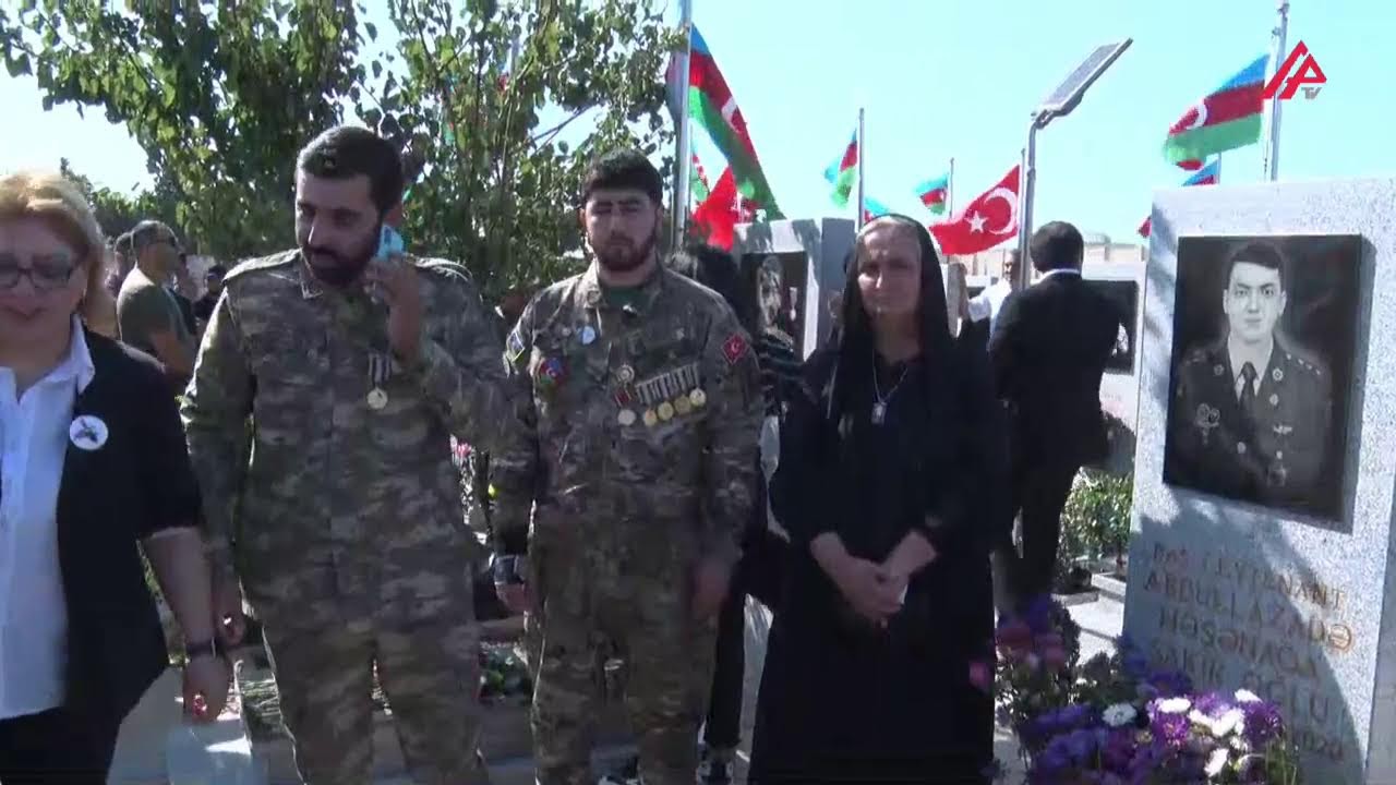Azərbaycan Vətən müharibəsi şəhidlərini anır: II Fəxri xiyaban - CANLI