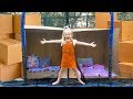 Everleigh builds ULTIMATE Box Fort INSIDE a Trampoline!!!