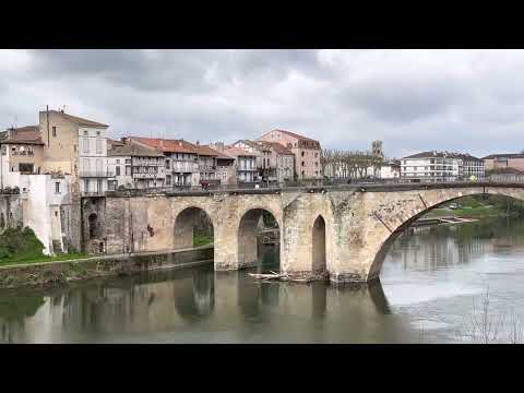 Villeneuve sur lot - town in south of France