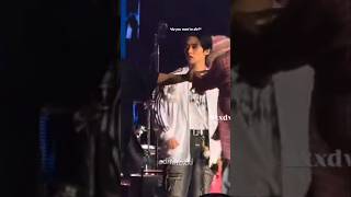 A Possessive Leeknow Is A Sight