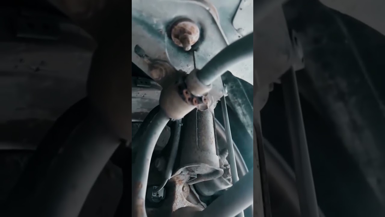 Відремонтували ходову саморізами