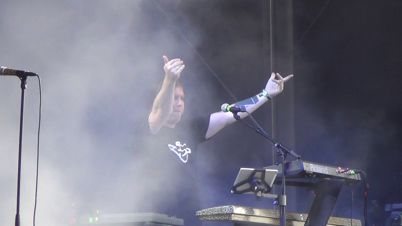 Apoptygma Berzerk - Nearer  Live @ M'era Luna 2018