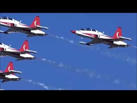 Türk Yıldızları ve Dombıra Şarkısı -  Turkish Stars