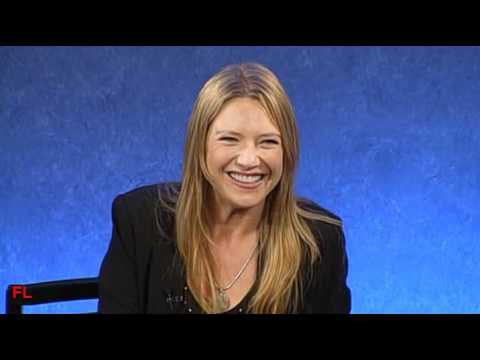 Βίντεο: Anna Torv Καθαρή αξία: Wiki, Έγγαμος, Οικογένεια, Γάμος, Μισθός, Αδέρφια