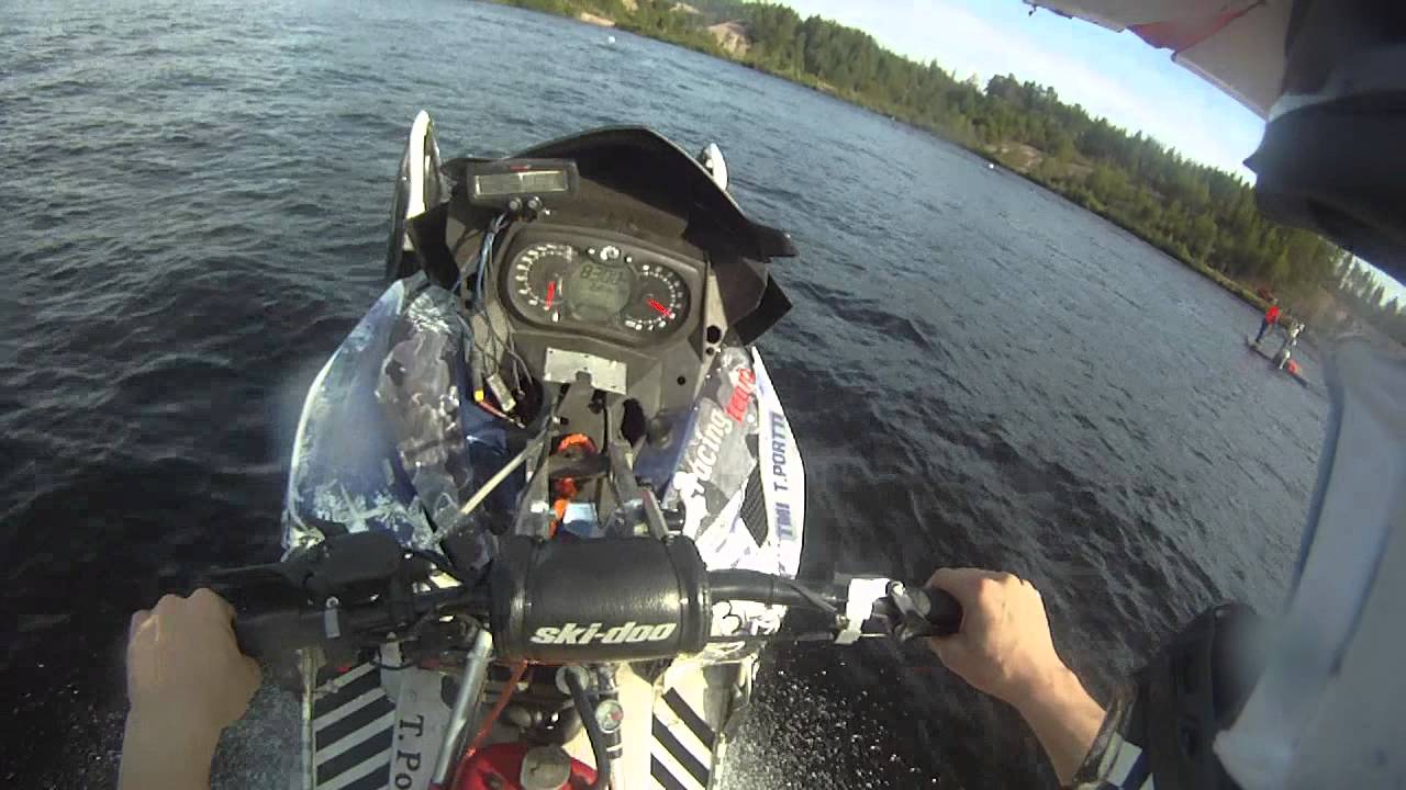 Vinaalivesirossailua Tervolassa