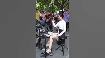 #shorts đánh trống 🥁 âm nhạc gái xinh
